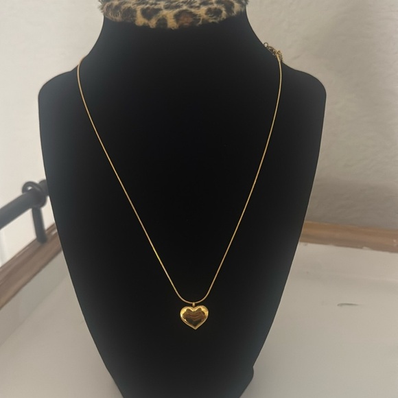 HEARTS NECKLACE, 18K GOLD PLATED STEEL - Picture 2 of 4